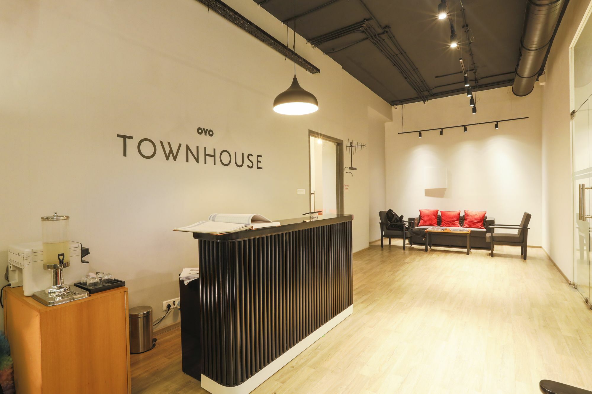Super Townhouse Bombay Exhibition Centre Goregaon Zewnętrze zdjęcie